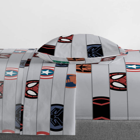 Jay Franco Avengers bedding with Spider-Man artwork for kid-friendly decor