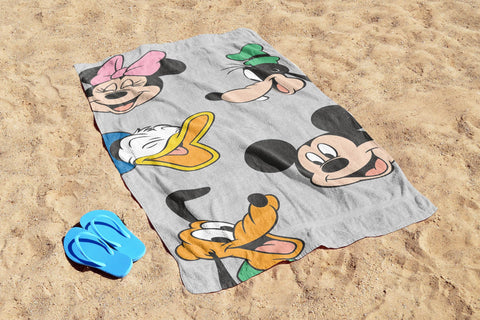 Jay Franco towel close-up shows vivid Disney print and durable colors.