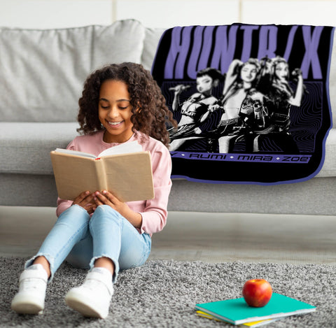 Jay Franco Huntrix throw close-up fabric highlights ultra-soft microfiber texture.