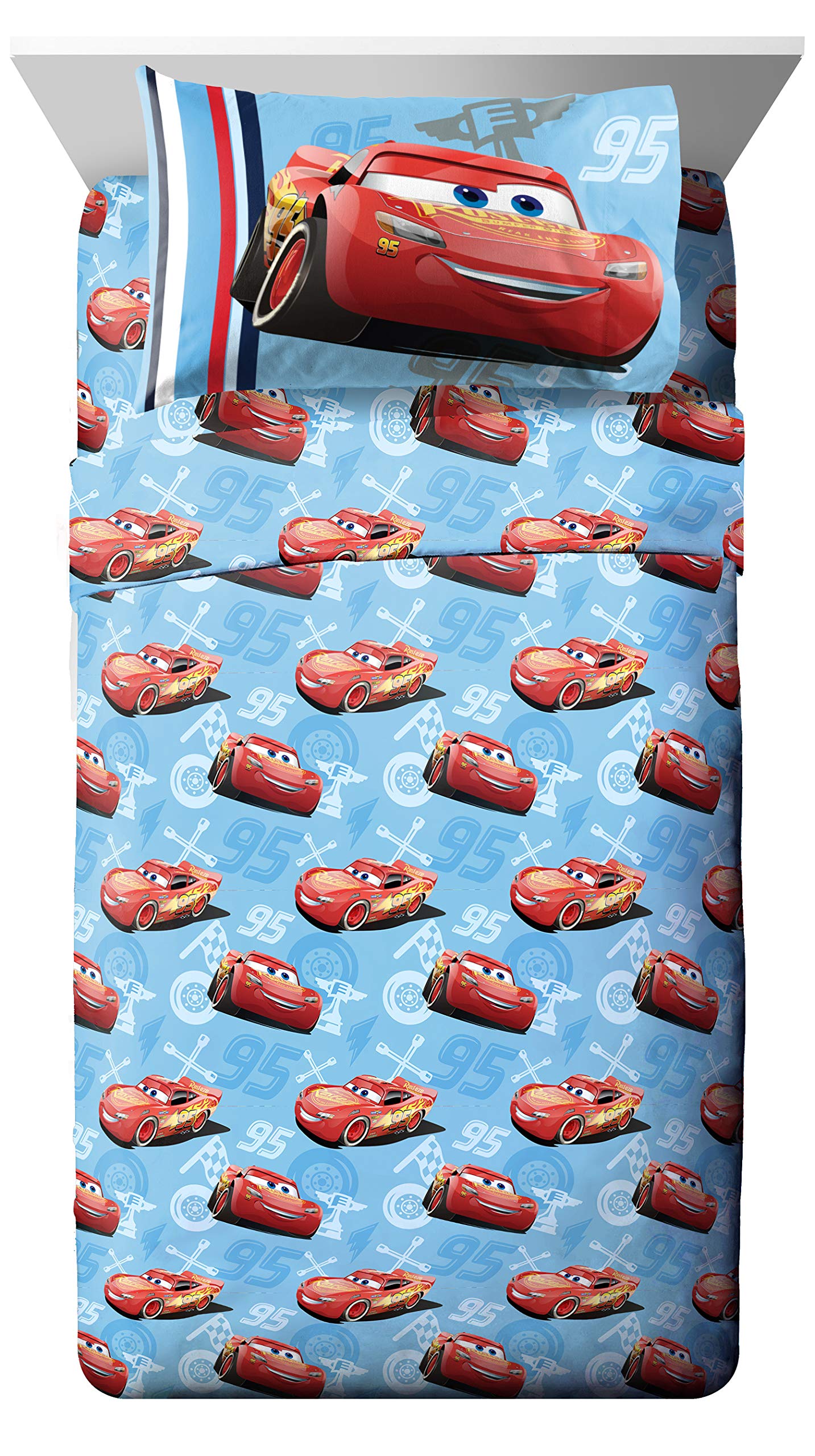 Jay Franco Disney Cars Lightning McQueen twin sheet set offers soft microfiber comfort for kids’ bedtime.