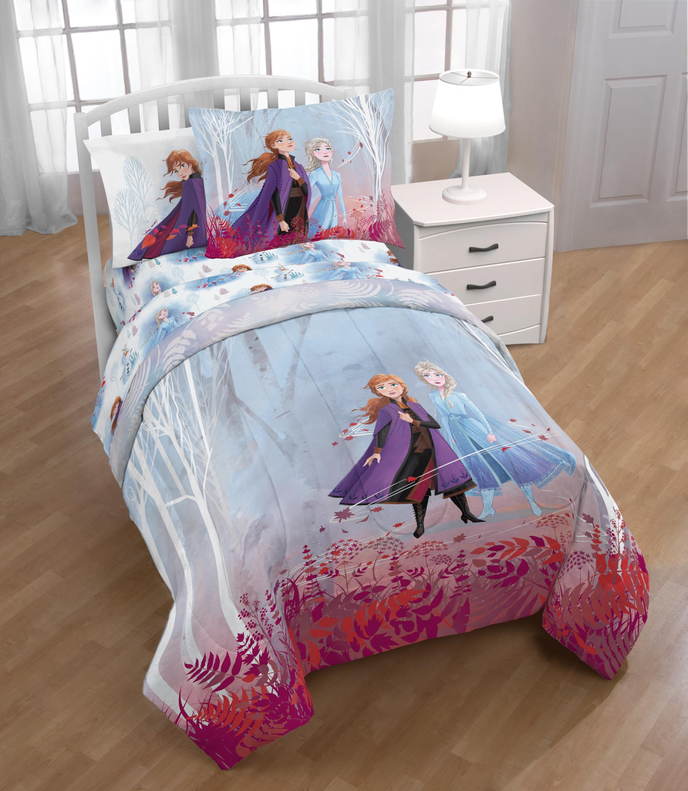 Jay Franco Disney Frozen twin flat sheet coordinates with the set