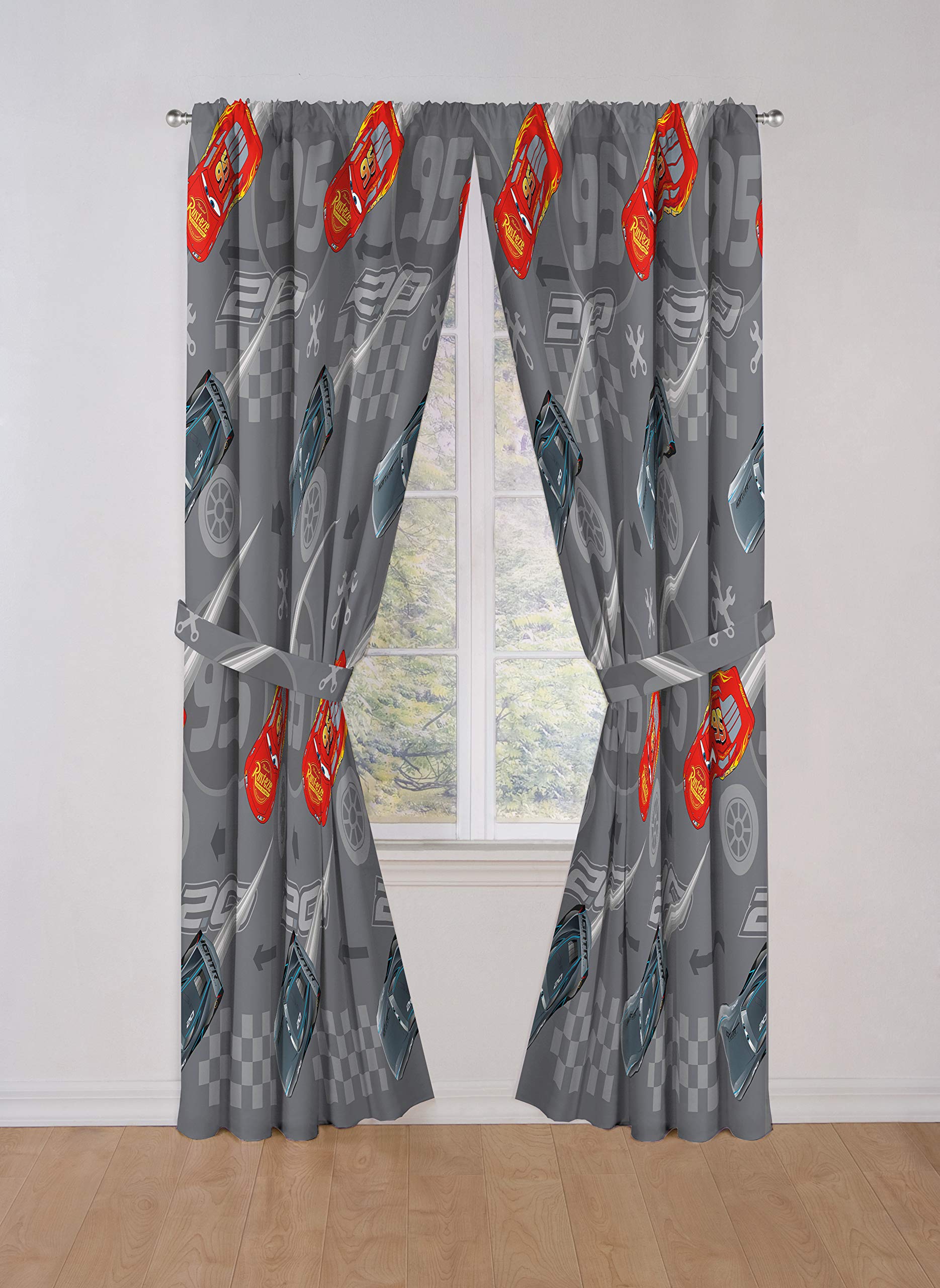 Jay Franco Lightning McQueen drapes in room show quick setup and kid-friendly styling.