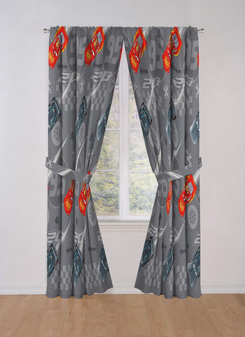 Jay Franco Lightning McQueen drapes in room show quick setup and kid-friendly styling.