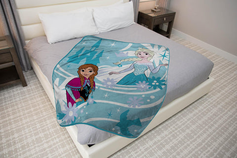 Jay Franco Frozen blanket wash care shows machine washable convenience and lasting softness.