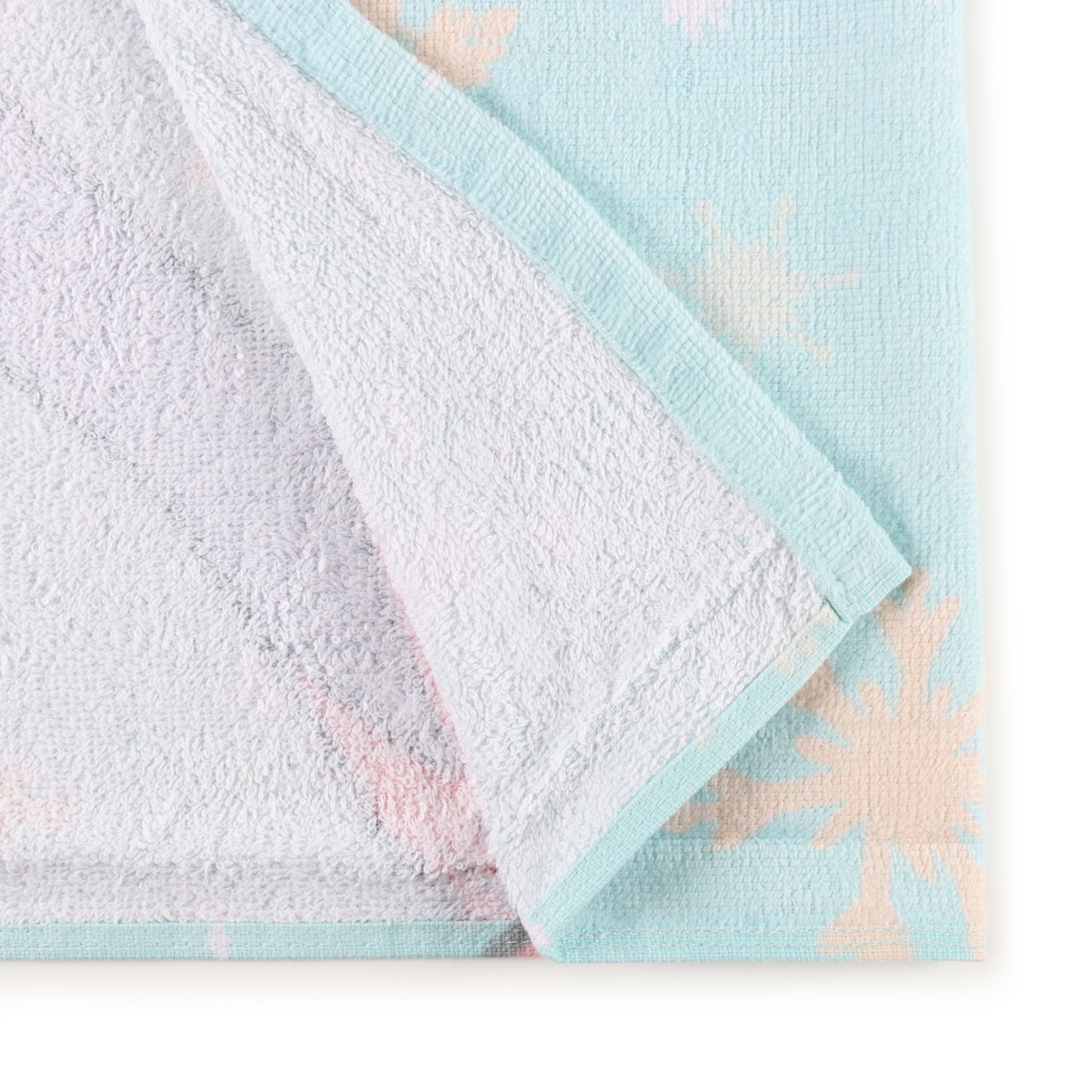 100% cotton terry body provides softness and strong absorbency after baths.