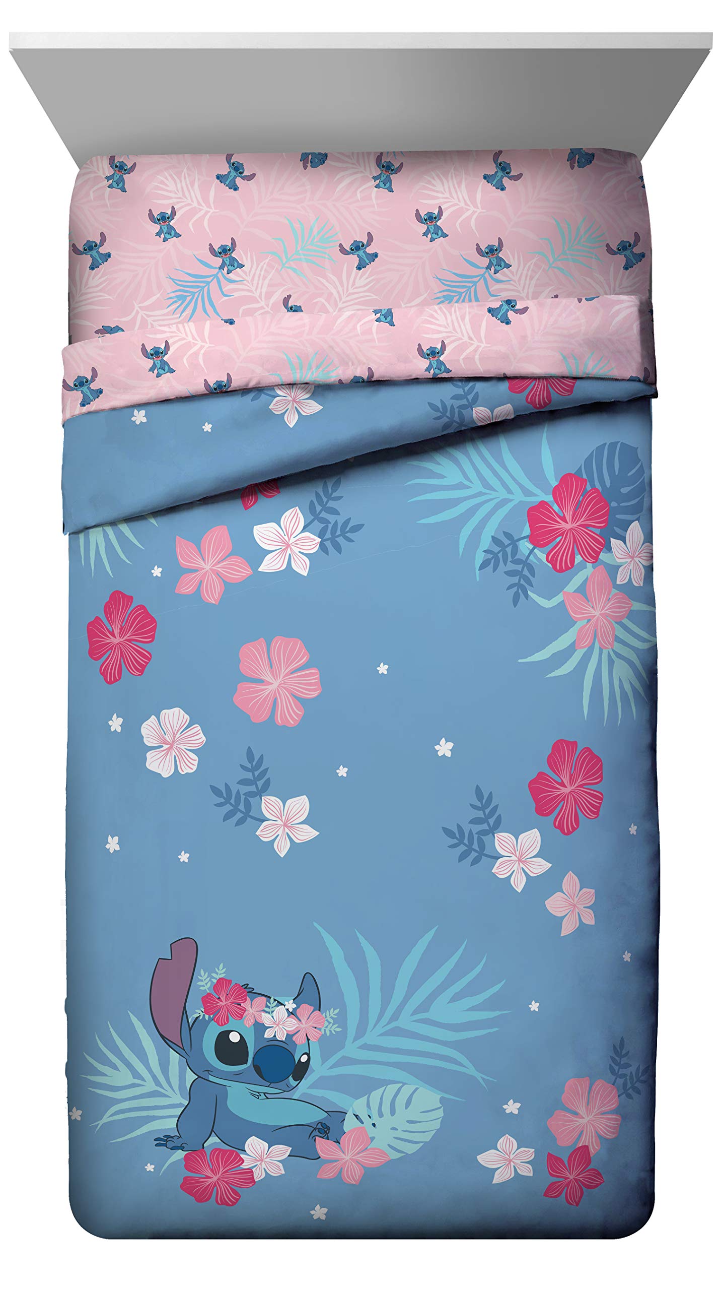 Jay Franco Lilo & Stitch comforter fabric close-up – brushed microfiber for a silky feel.
