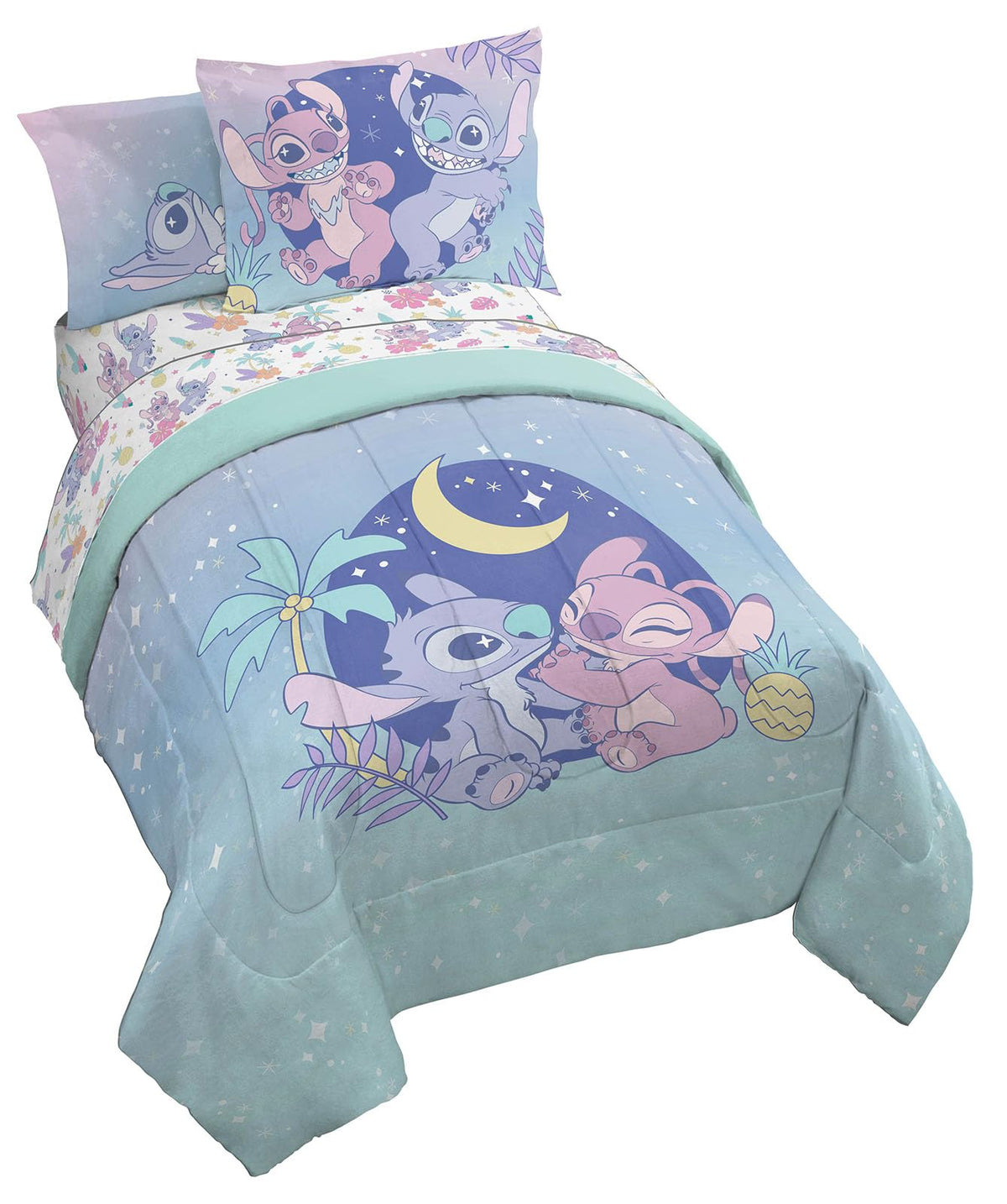 Jay Franco Lilo & Stitch comforter fullset in child's bedroom for cozy nights