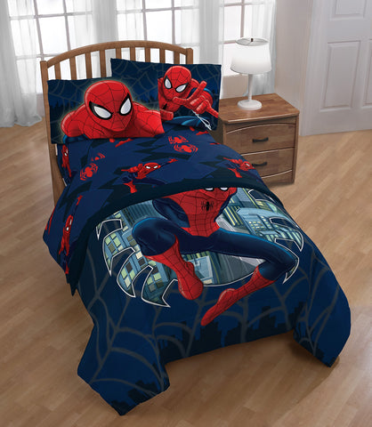 Jay Franco microfiber material offers soft, breathable comfort for kids’ sleep.