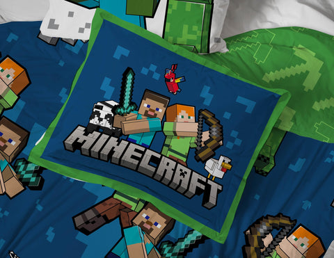 Jay Franco Minecraft Creeper print adds bold color to kid's gaming bedding
