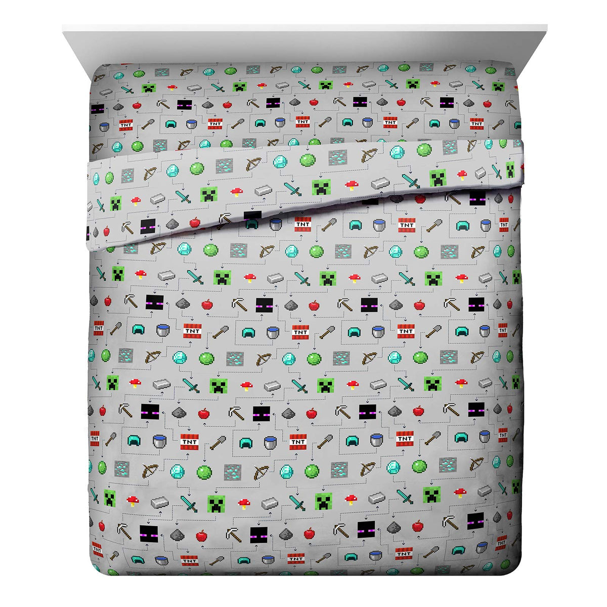 Jay Franco Minecraft Creeper sheet set close-up showing vibrant colors for kids' room decor.