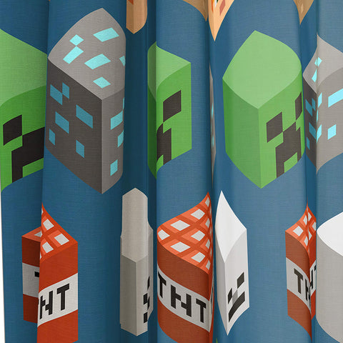 Jay Franco Minecraft drapes rod-pocket design for easy hanging