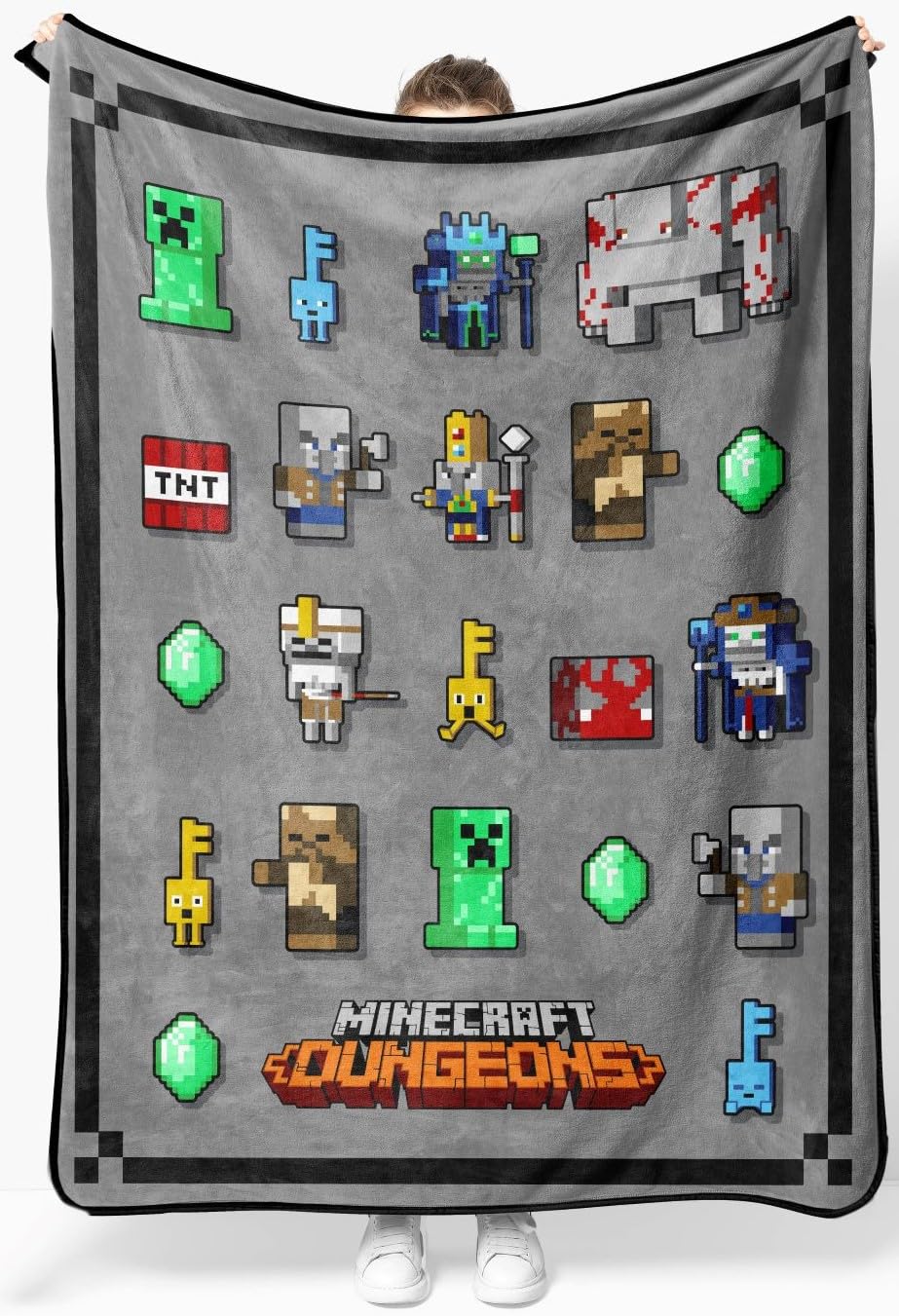 Jay Franco Minecraft Dungeons throw blanket with Creeper design for cozy bedtime warmth.