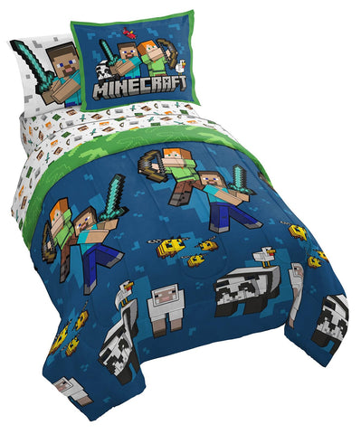 Jay Franco Minecraft twin comforter with Creeper design for a cozy kid's room
