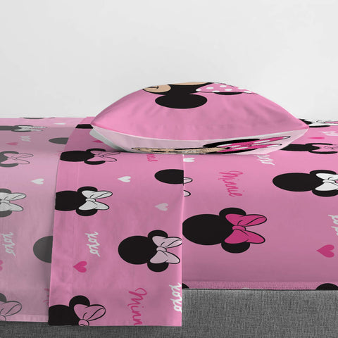 Jay Franco Minnie Mouse dots and bows detail, licensed design close-up.