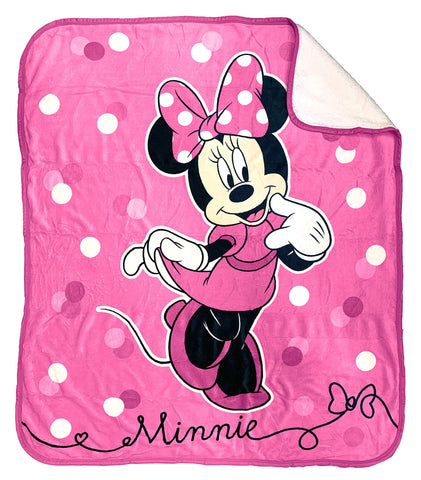 Jay Franco Minnie Mouse sherpa throw 50x60 inches adds cozy warmth to bedtime.
