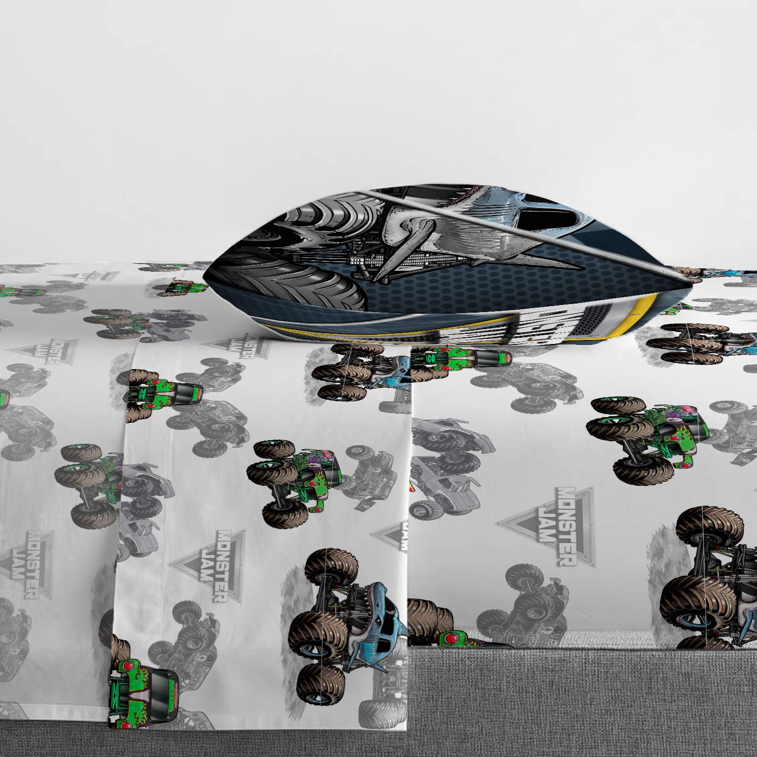 Jay Franco Monster Jam Slash fitted sheet provides a soft, durable sleep surface