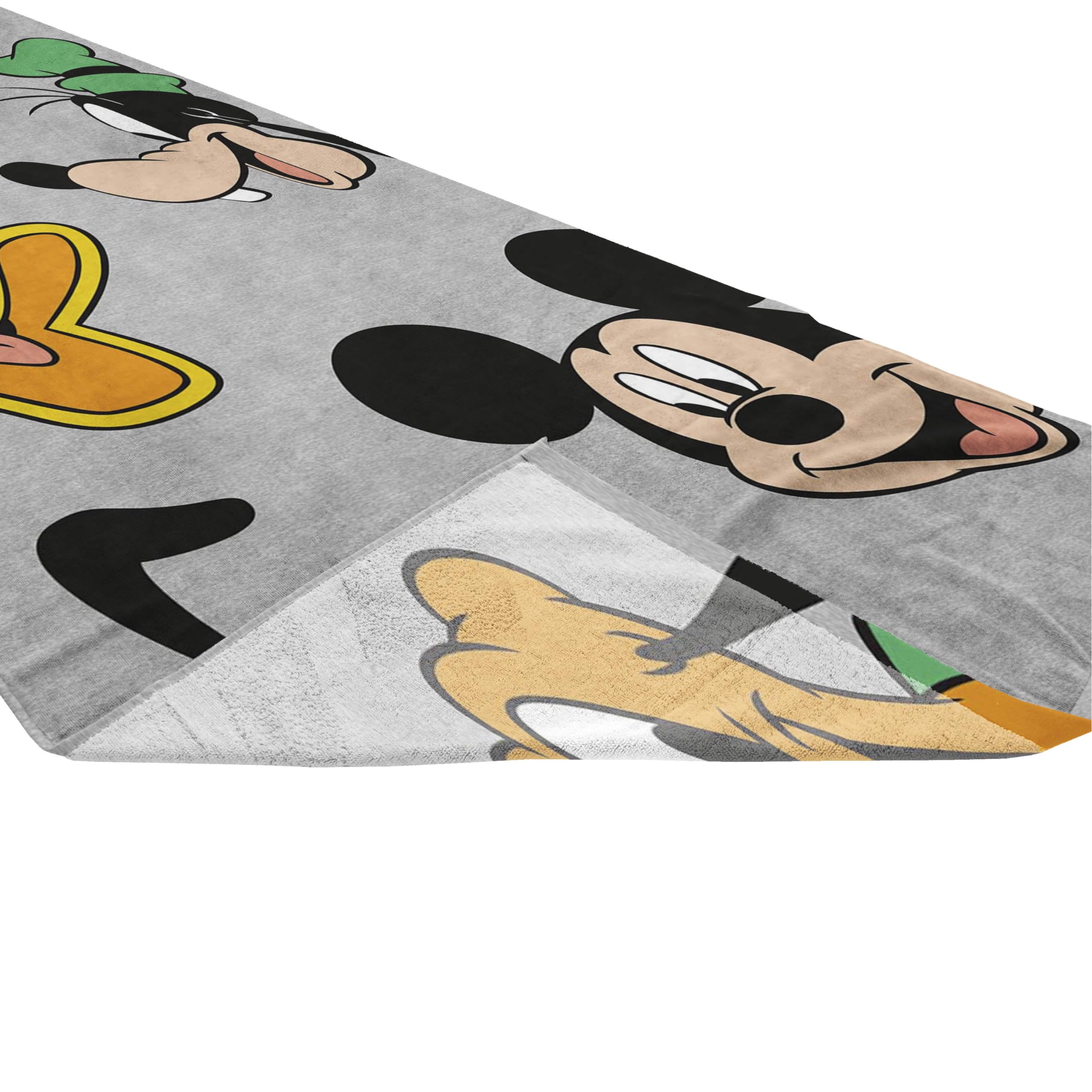 Jay Franco pool and beach-ready Disney towel for everyday adventures.