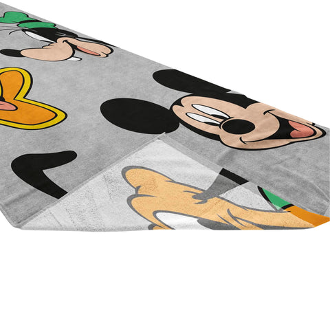 Jay Franco pool and beach-ready Disney towel for everyday adventures.