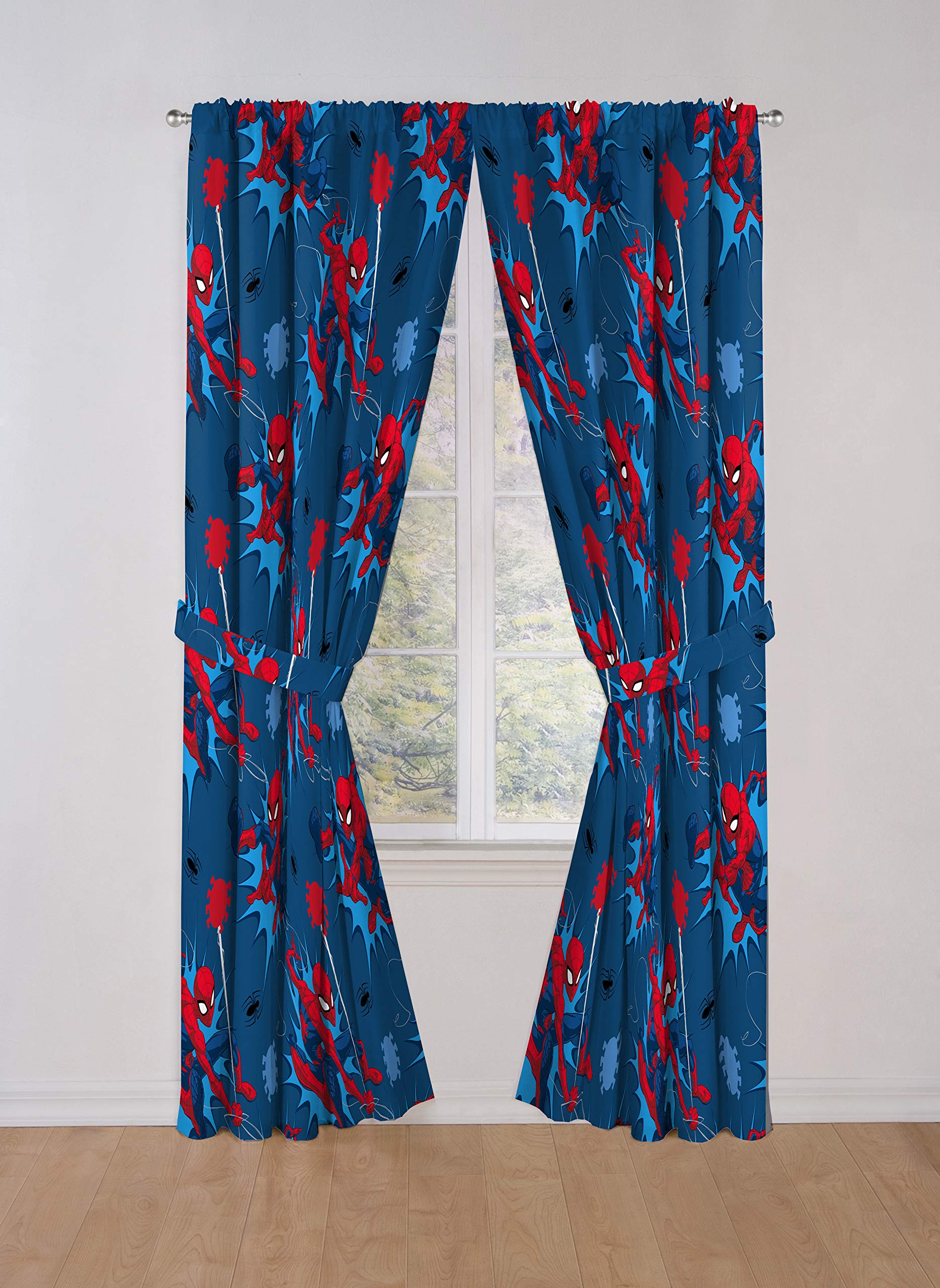 Jay Franco Spiderman blue drapes suit a superhero themed kid's room.