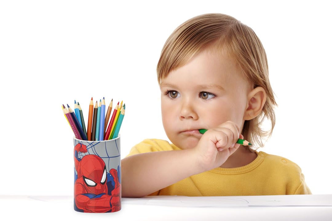 Jay Franco Spiderman collection coordinates with matching bedding for a cohesive superhero room
