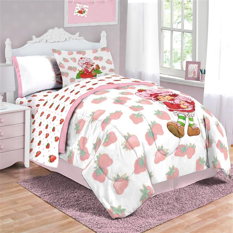Jay Franco Strawberry Shortcake coordinating bedding—complete playful look in the room.