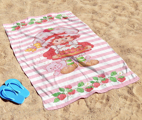 Jay Franco Strawberry Shortcake towel, care-friendly, machine washable and long-lasting.