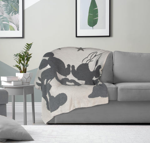 Jay Franco 50x60 throw supports couch lounging and bedtime warmth.