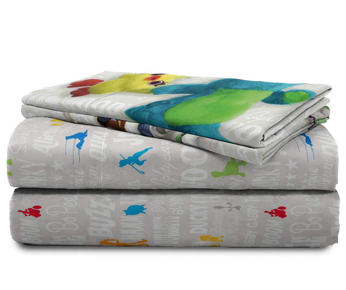 Jay Franco Toy Story 4 brushed microfiber texture delivers everyday softness.
