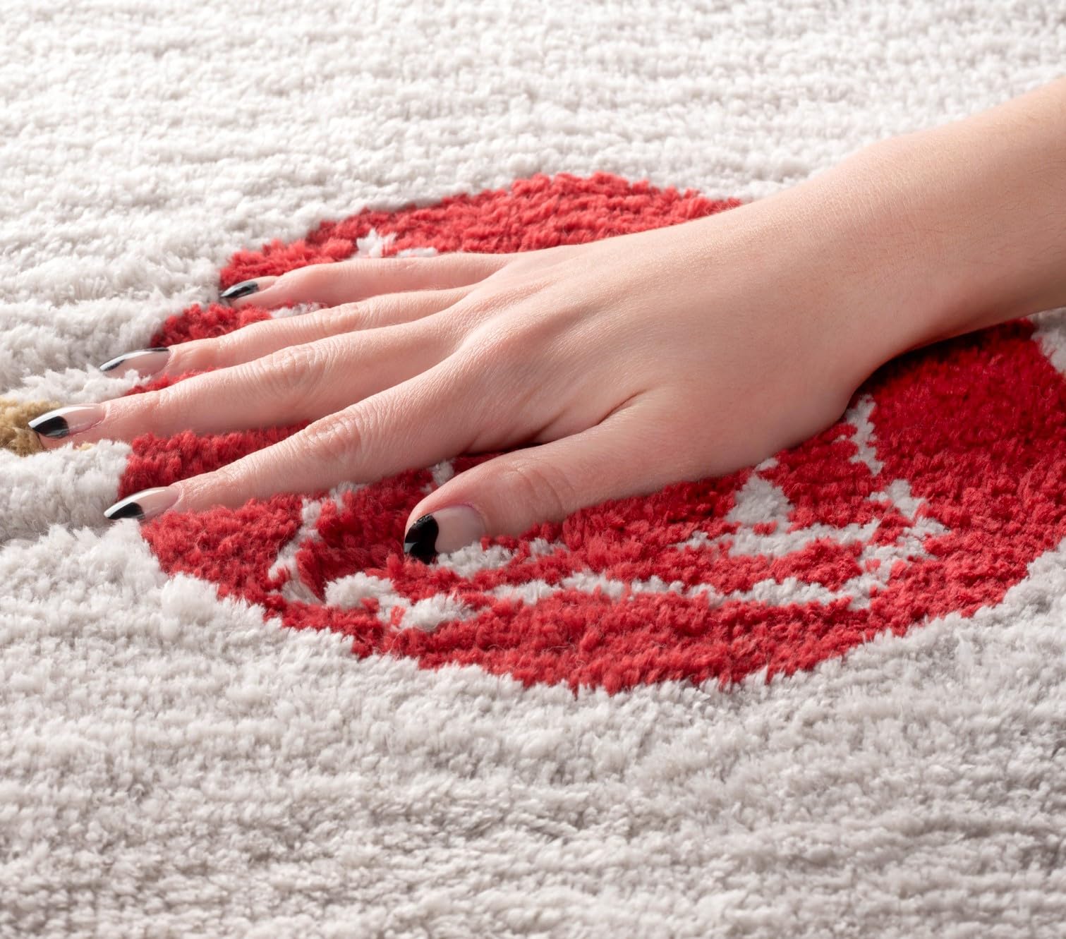 Jay Franco ultra-soft microfiber bath mat offering plush comfort and quick absorption