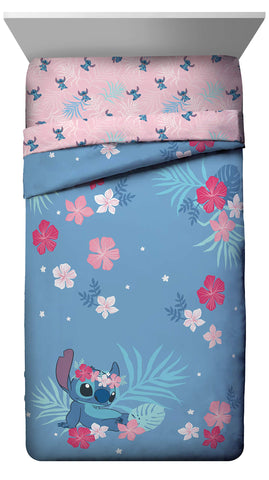 Jay Franco reversible design adds color and mix-and-match options for kids.
