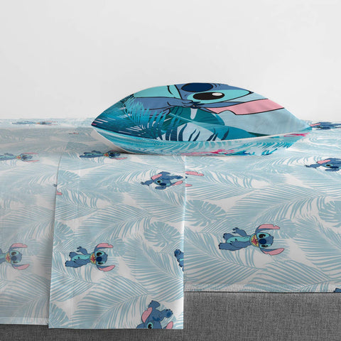 Jay Franco Lilo & Stitch island design brightens a kid's room.