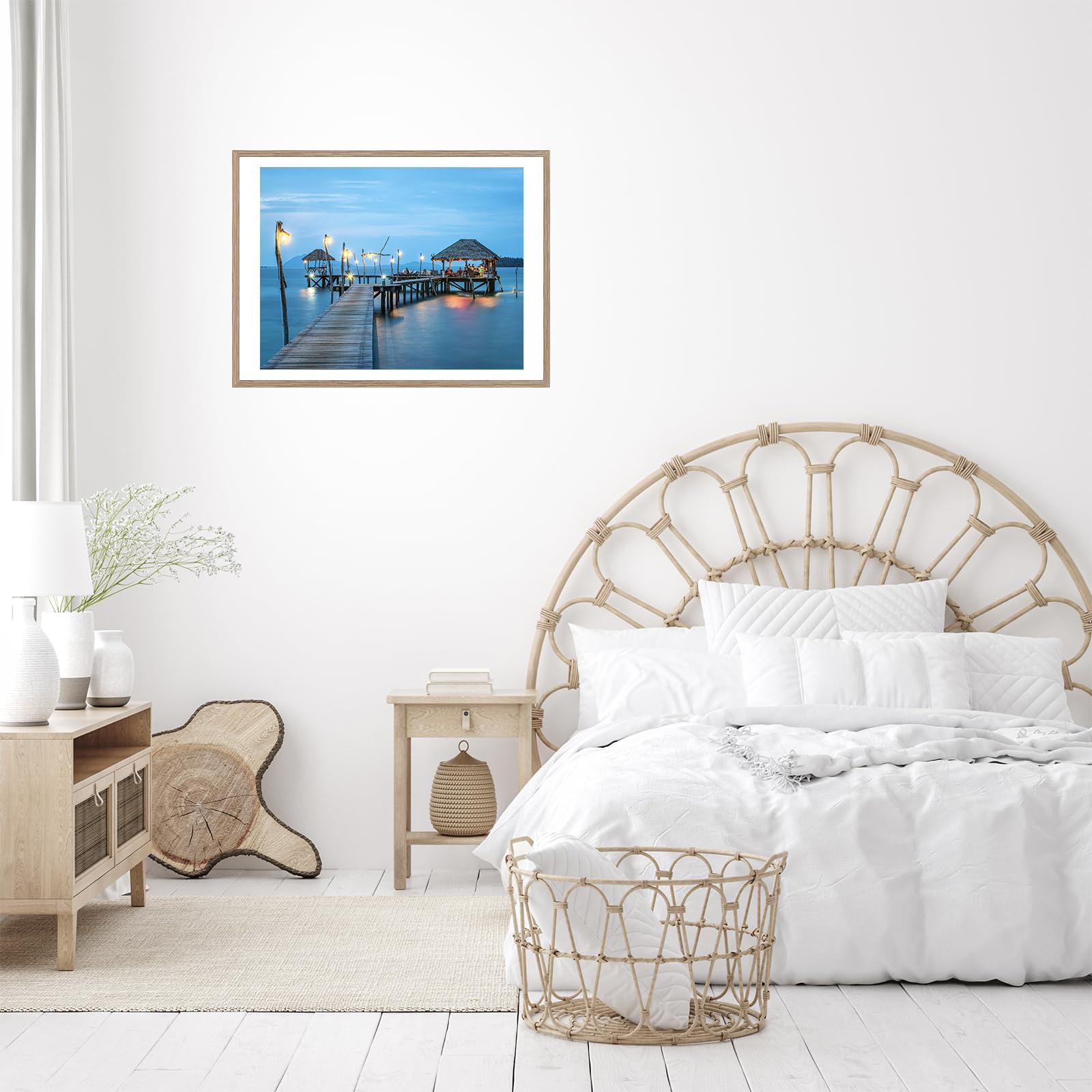 JCJMY frame demonstrating fit for 50x70 cm posters and art.