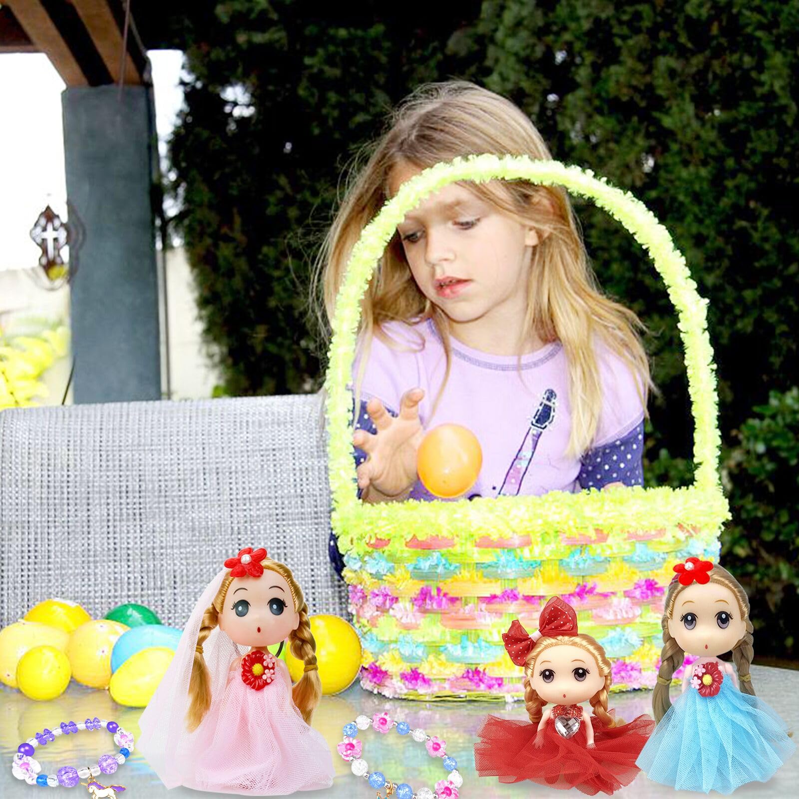 JIABNUKKN kids enjoying Easter gift during event
