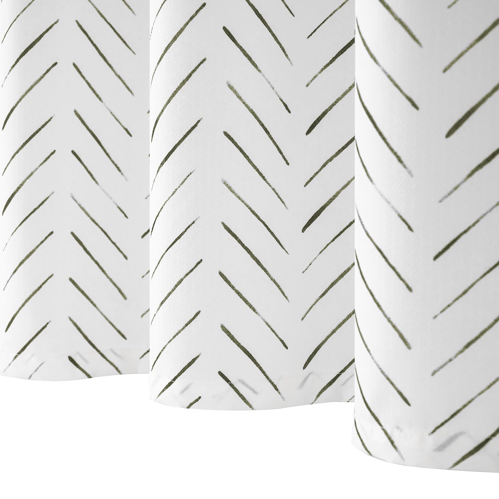 Jinchan durable-fabric curtain holds shape after many showers.