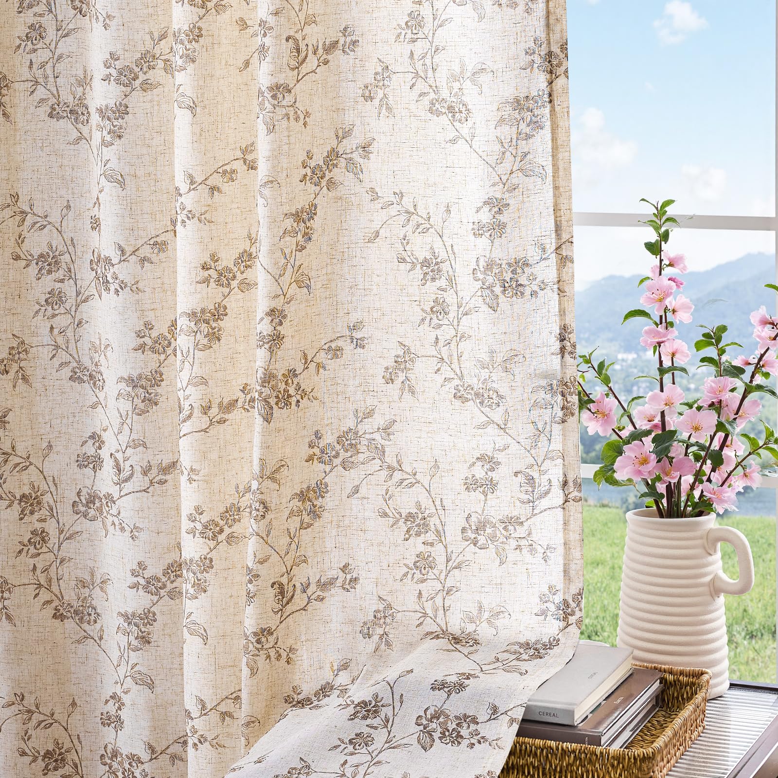 Jinchan botanic design close-up highlights delicate leaves and soft florals