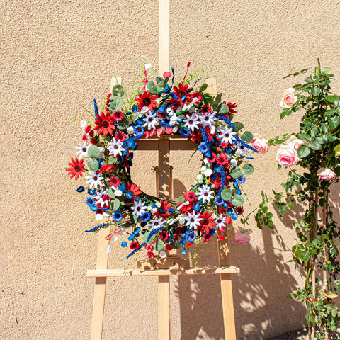 JINGHONG wreath bow detail enhances entryway charm.
