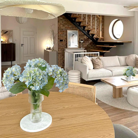 JINWOE 20-inch hydrangea stems provide full blooms for bouquets.