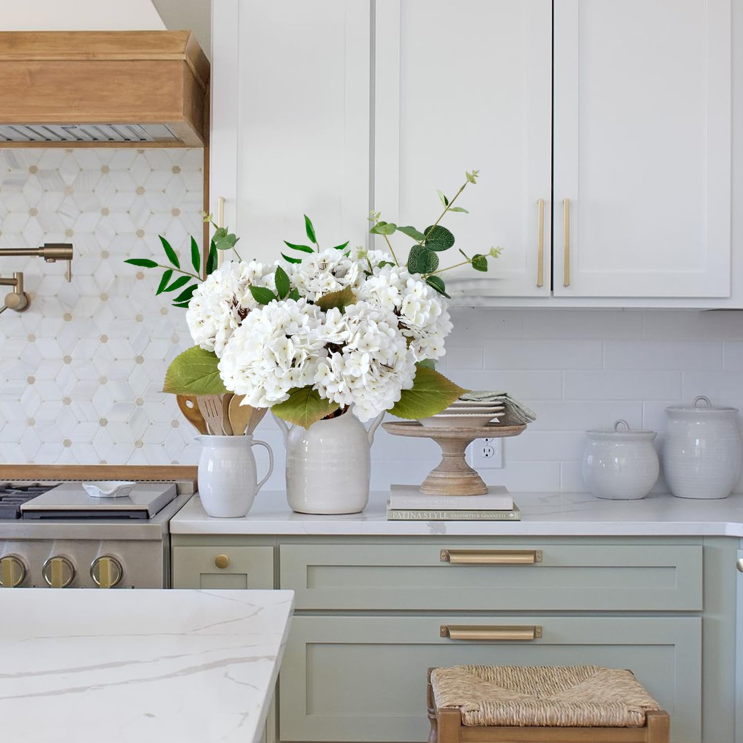 JINWOE bridal bouquet hydrangea for sophisticated looks.
