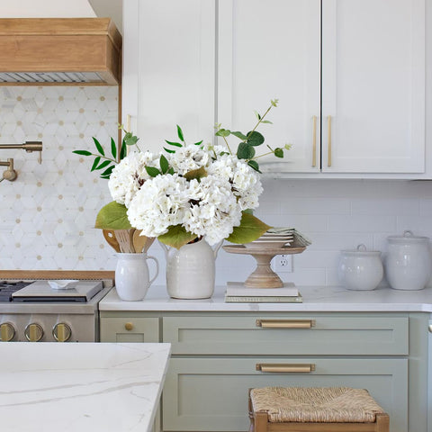 JINWOE bridal bouquet hydrangea for sophisticated looks.
