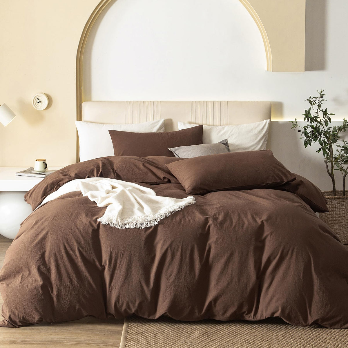 JIYUAN queen-size duvet cover close-up texture shows soft, breathable cotton for everyday comfort.