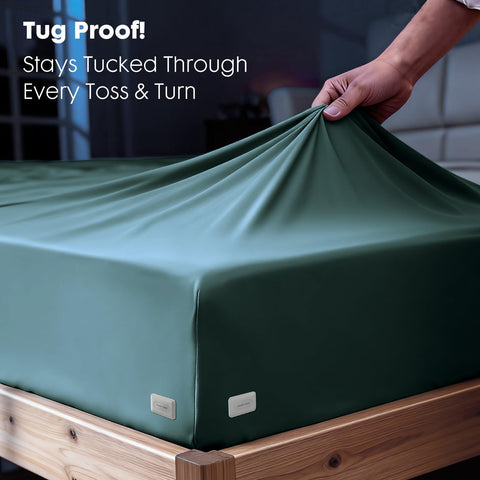 JNLODGE universal-fit corner holders grip deep mattresses without slipping.