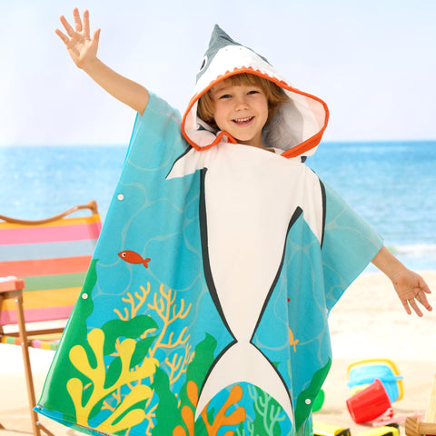 Joiedomi hooded towel with snaps offers quick, secure-on fastening for kids.