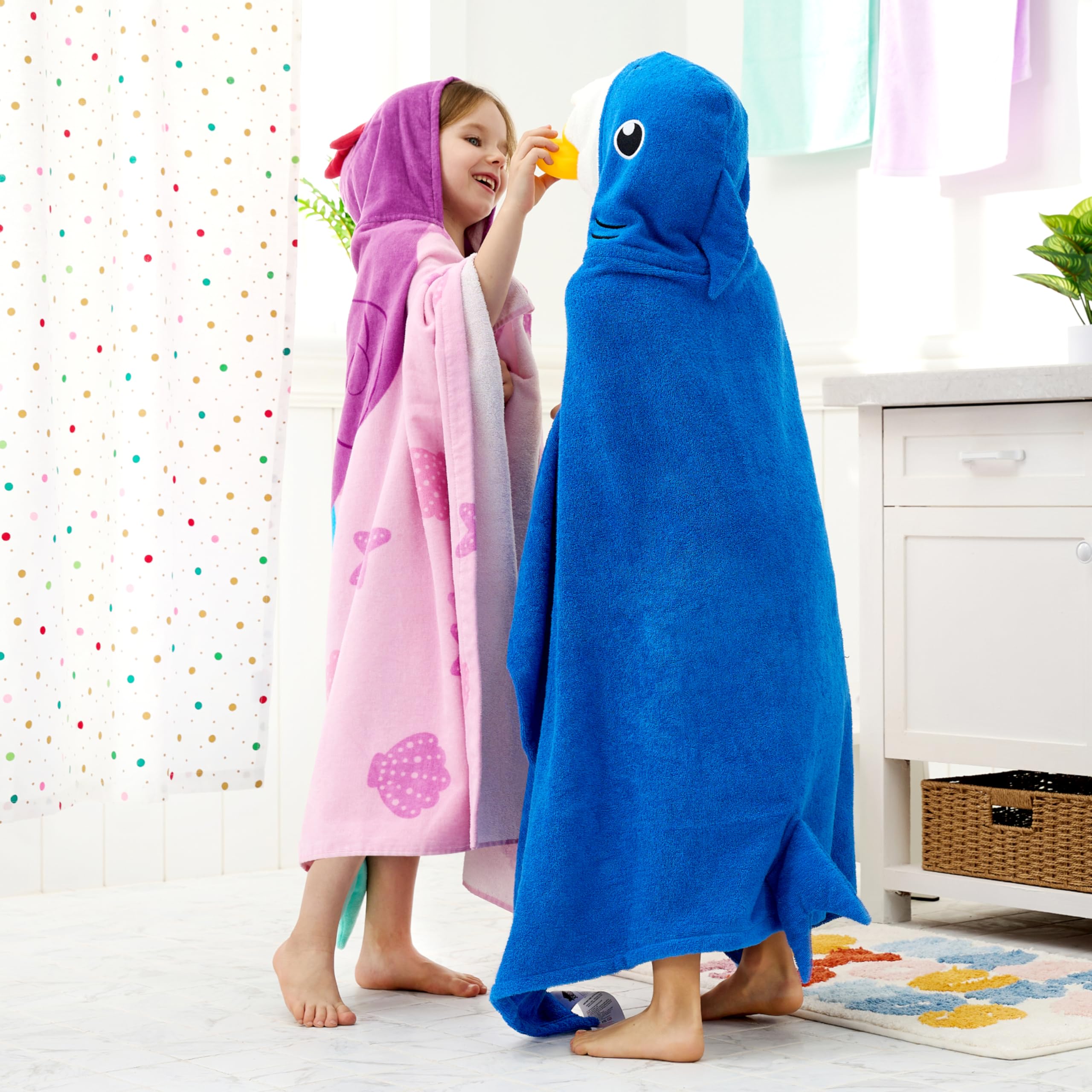 Joiedomi Shark Hooded Towel makes a fun gift for kids' birthdays or holidays.