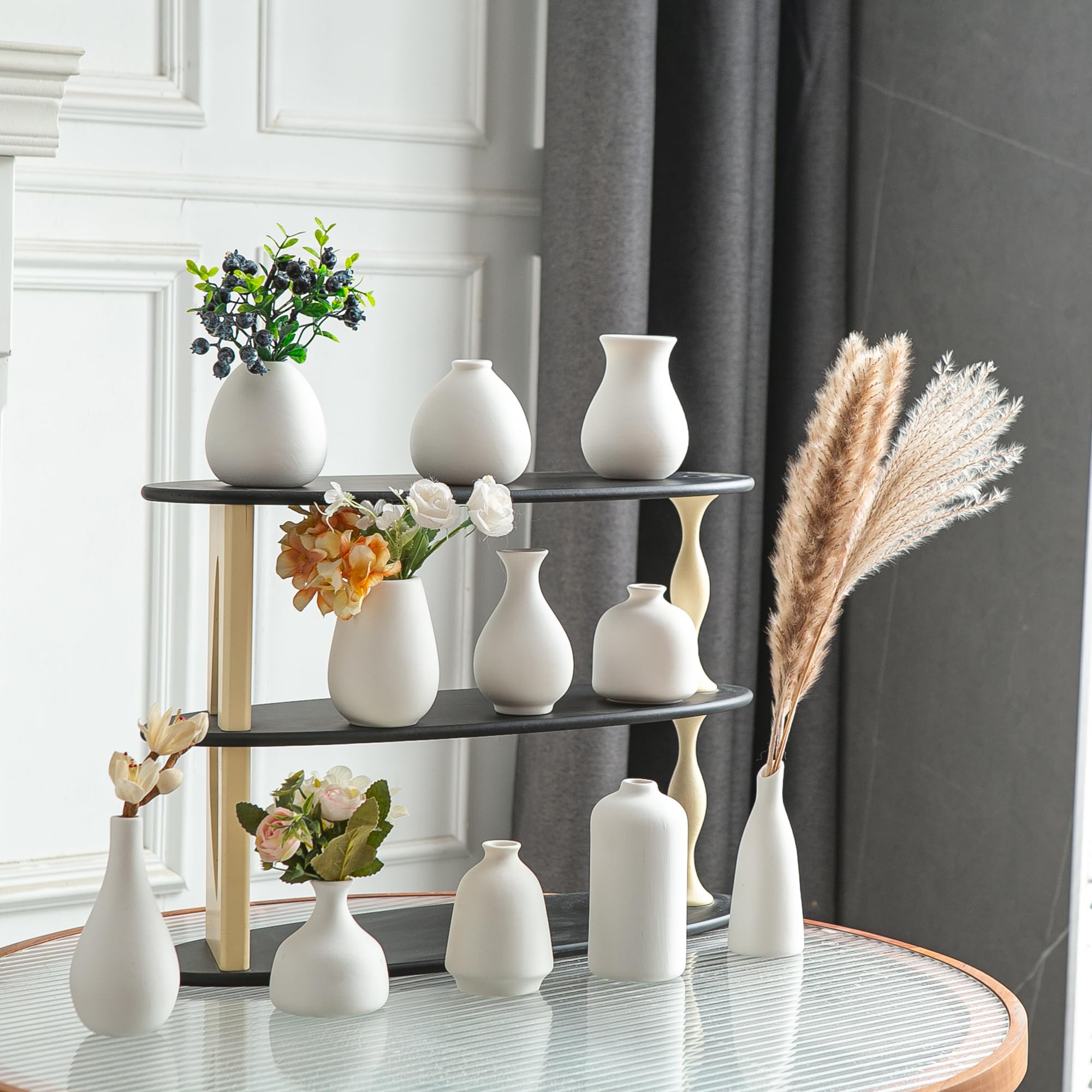 JOJUNO white bud vases collection adds timeless porcelain elegance to decor.