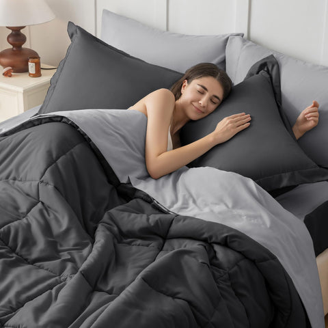 JOLLYVOGUE bed-in-a-bag 7-piece set for quick, cohesive styling.