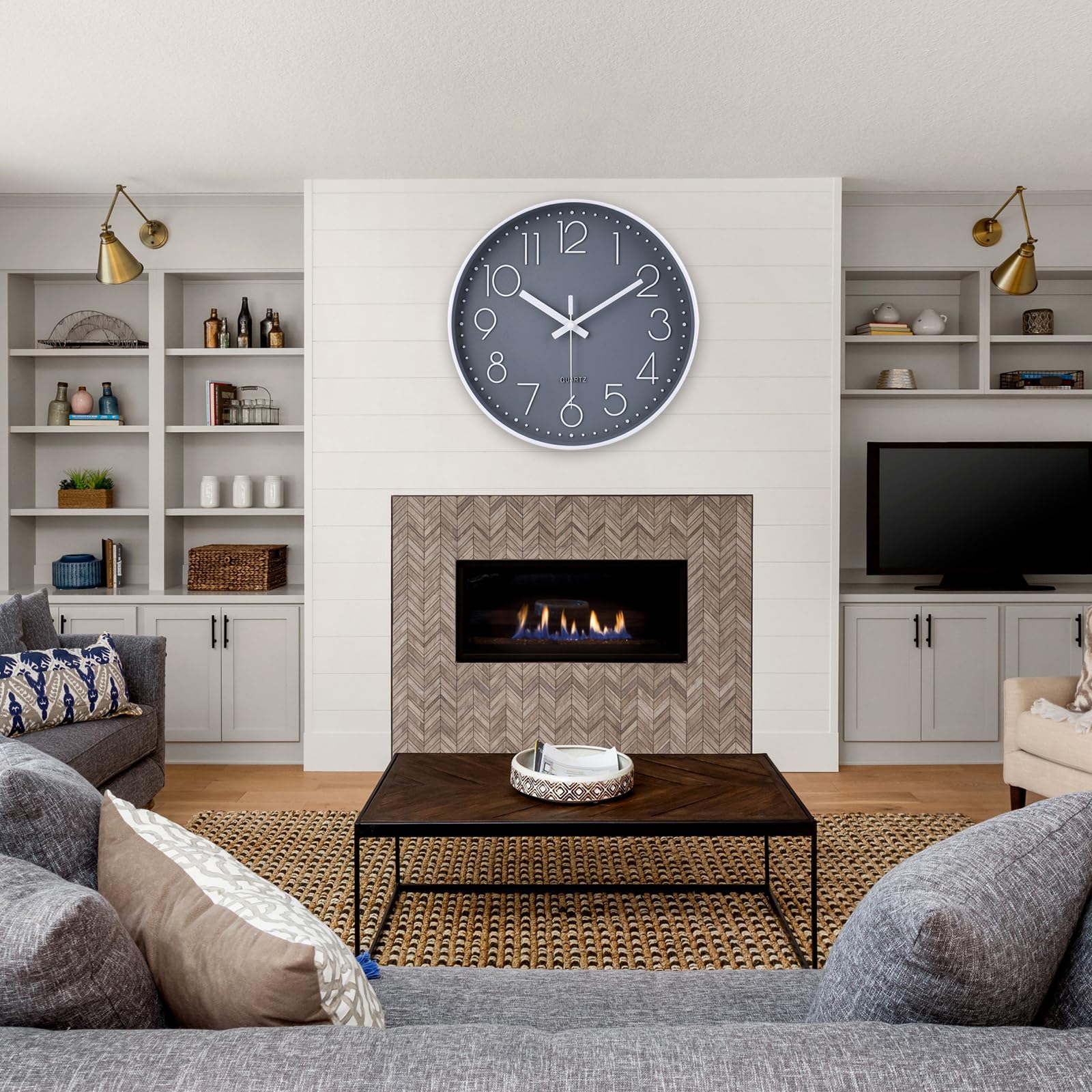 jomparis wall clock hanging hook enables quick, level installation in any room.