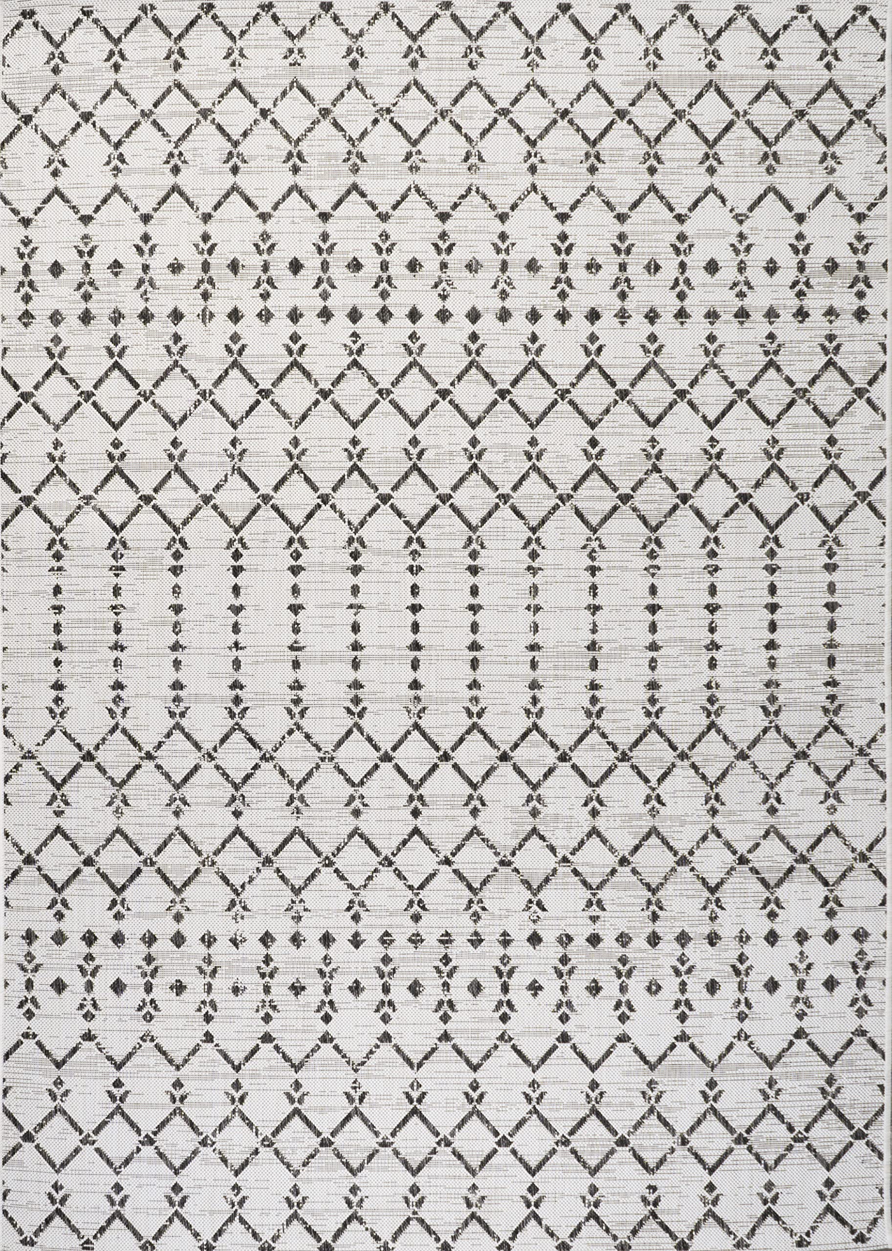 Jonathan Y high traffic entry rug resists fading in sun