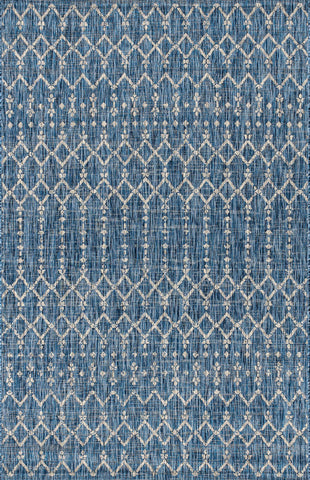 Jonathan Y Ourika machine-woven fibers stay put in high-traffic zones.