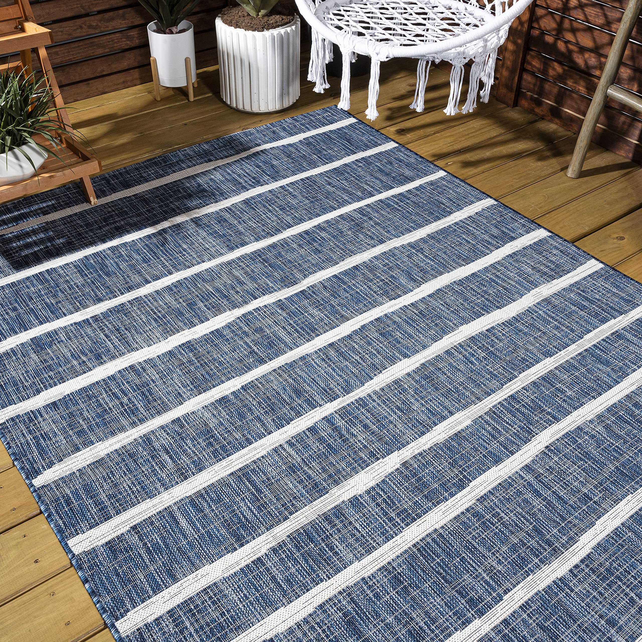JONATHAN Y pet-friendly construction with easy-cleaning fibers.