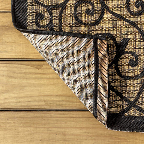 Jonathan Y Vintage Filigree runner on deck; versatile indoor/outdoor use.